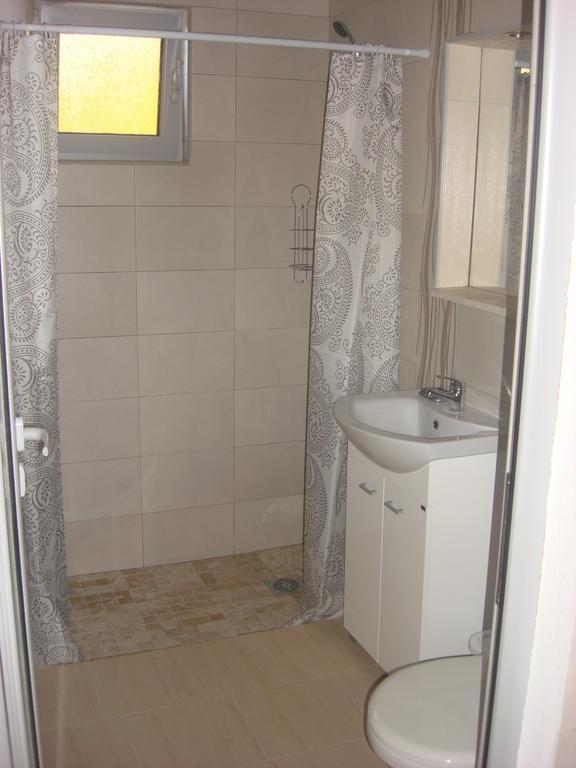 Apartment Sorelle Utjeha Rum bild